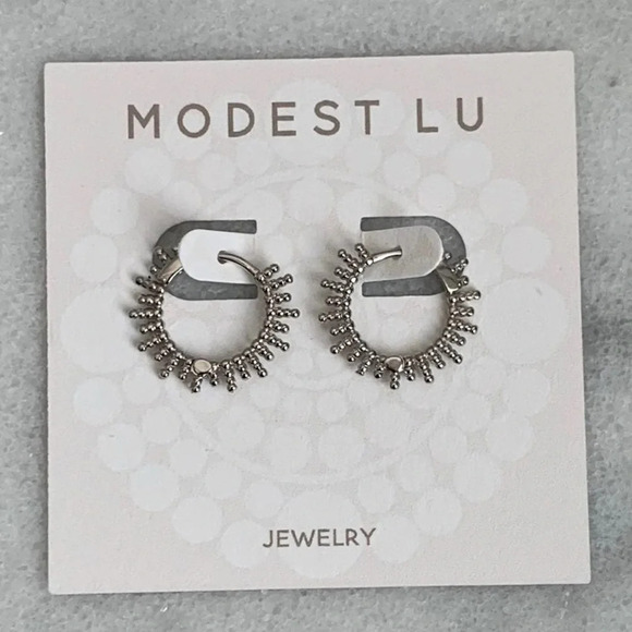 COPY - COPY - Sterling Silver Spike Huggie Hoop Earrings Brand New - Picture 3 of 3